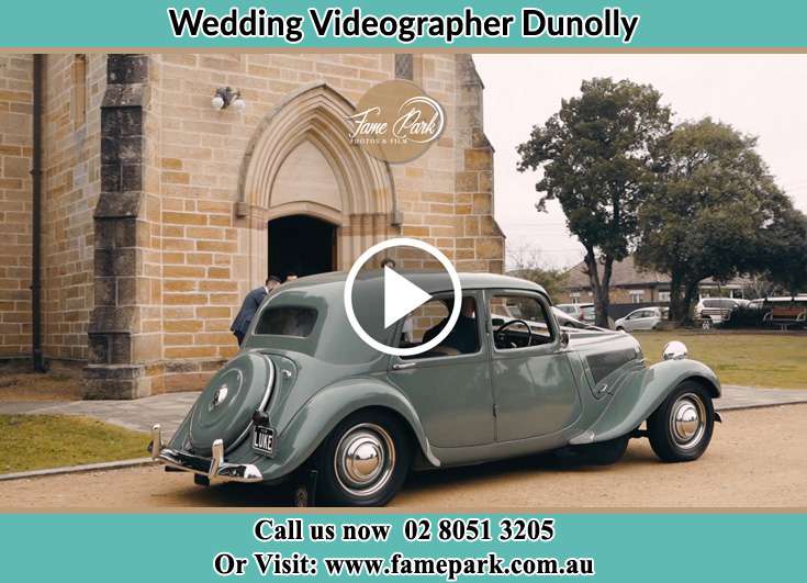 The wedding car Dunolly NSW 2330